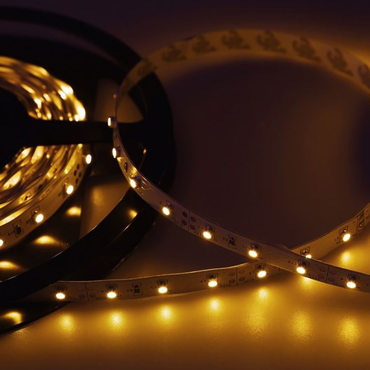 Фото Светодиодная лента LED NEON-NIGHT (8 мм, желтый, SMD 2835, 60 LED/м, 12 В) {141-332}