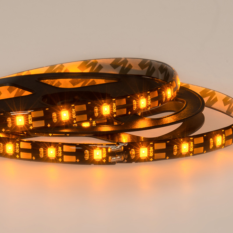 Фото Светодиодная лента LED с USB коннектором, 8 мм, желтый, SMD 2835, 60 LED/м, 5 В, Lamper {141-382} (1)
