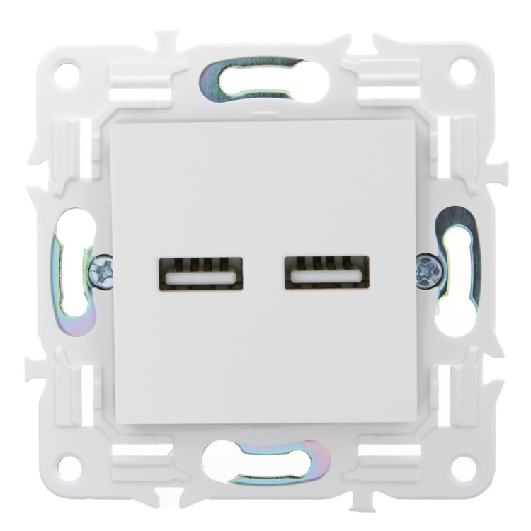 Фото Розетка USB A+A 3.1А SKANDY SK-R15W арктич. бел. IEK SK-U21-D31-K01 (2)