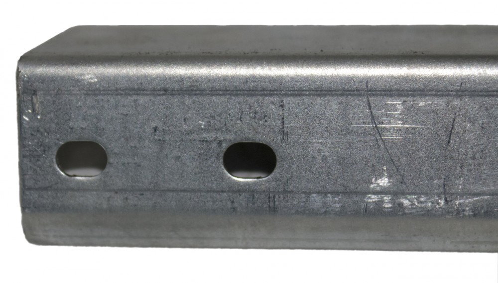 Фото Уголок опорный горизонтальный TGB3-575-ZN длиной 575мм сталь оцинк. (для шкафов серии TTB) Hyperline 413938 (1)