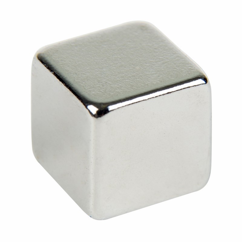 Фото Неодимовый магнит Rexant, куб 8х8х8 мм, сцепление 3,7 кг (4 шт.) {72-3208}