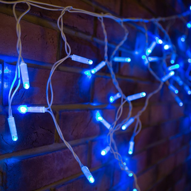 Фото Гирлянда Айсикл (бахрома) светодиодный, 4,8 х 0,6 м, белый провод, 230 В, диоды синие, 152 LED {255-136-6}