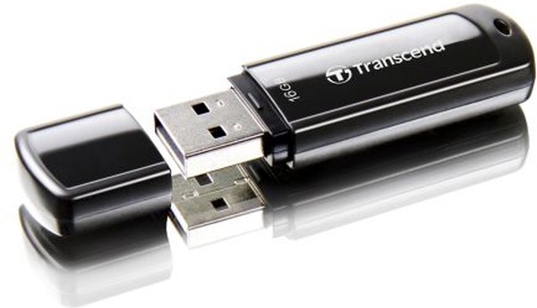 Фото Флеш накопитель 16GB Transcend JetFlash 700, USB 3.1, черный {TS16GJF700} (3)