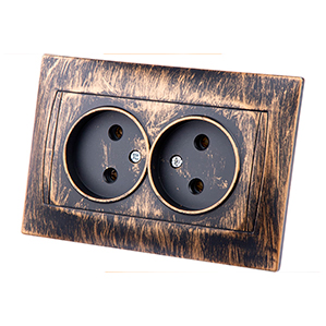 Фото Розетка двойная 2П 10А 250В старинная бронза "Лама" TDM {SQ1815-0765}