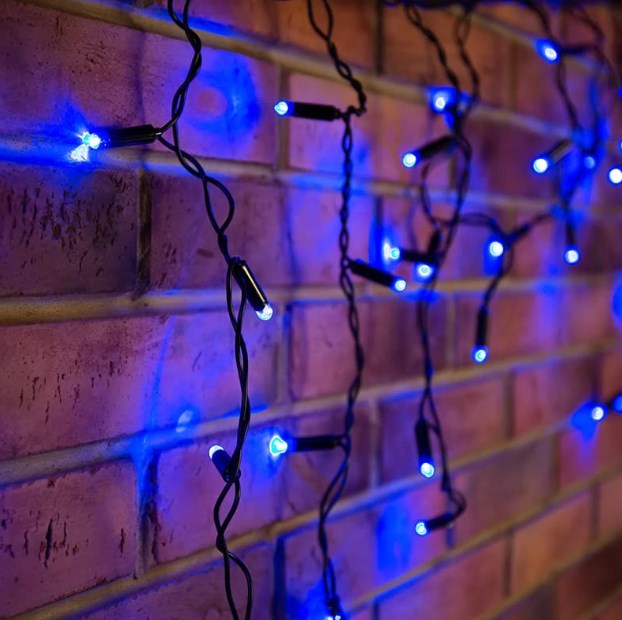 Фото Гирлянда Айсикл (бахрома) светодиодный, 4,8 х 0,6 м, черный провод, 230 В, диоды синие, 176 LED {255-133}