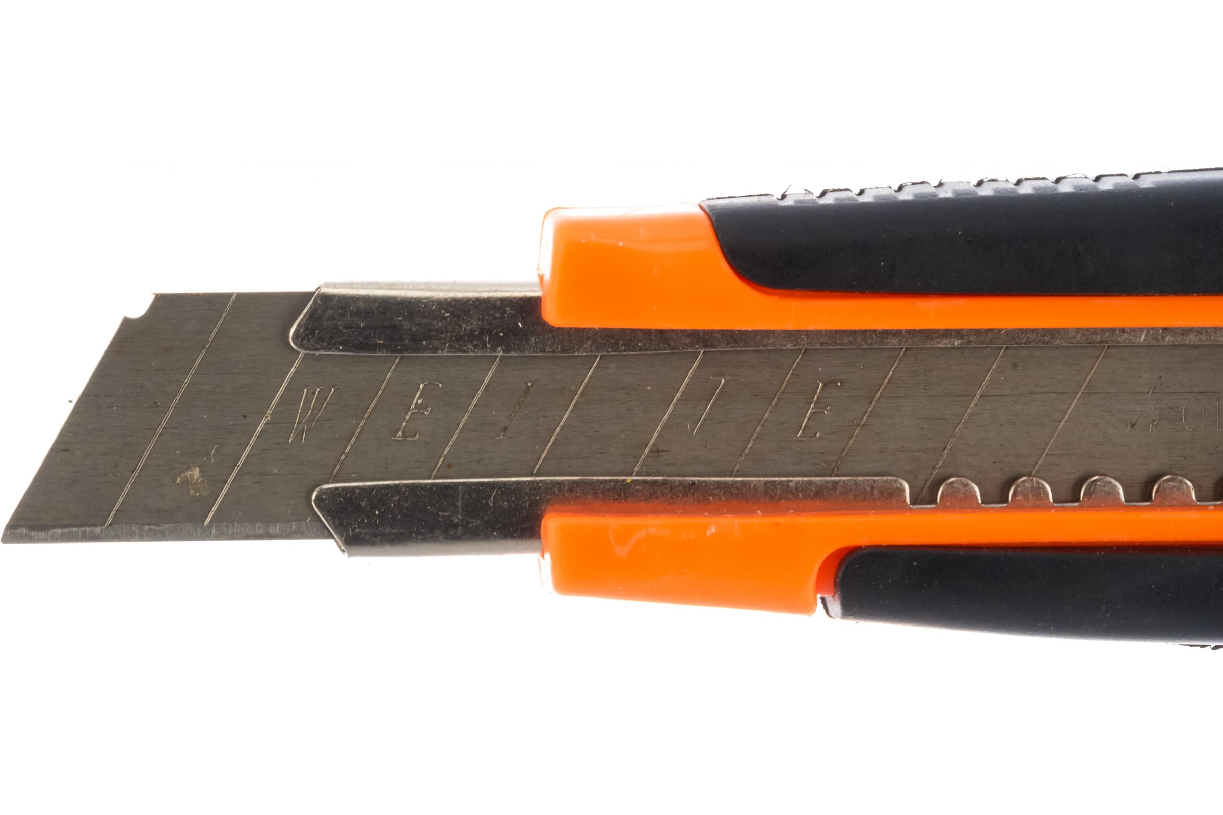 Фото Нож с выдвижным лезвием 18 мм, двухкомпонентный корпус, винтовой фиксатор, Вихрь {73/10/10/3} (3)