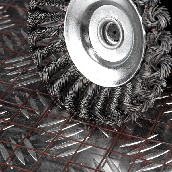 Фото Щетка коническая для УШМ, крученая стальная проволока, 125мм, М14 KRANZ {KR-91-1203} (3)