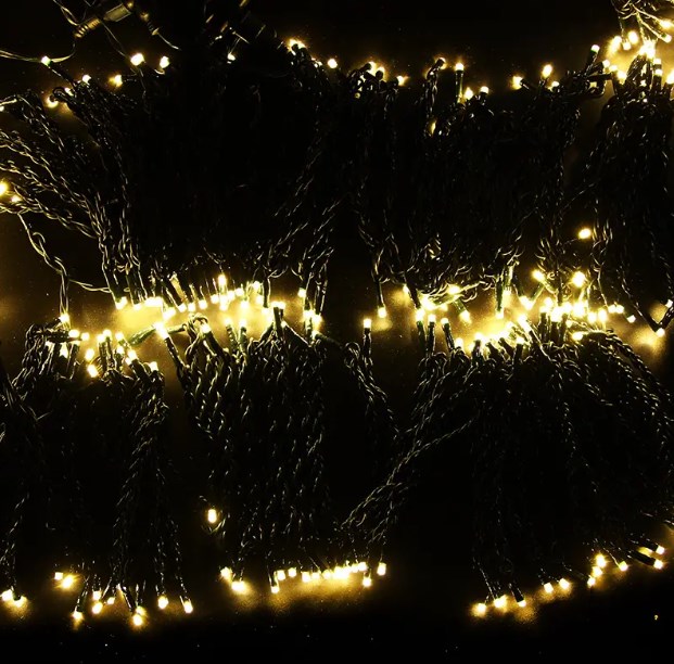 Фото Гирлянда "LED ClipLight" 24V, 5 нитей по 20 метров, цвет диодов Теплый белый {323-506}