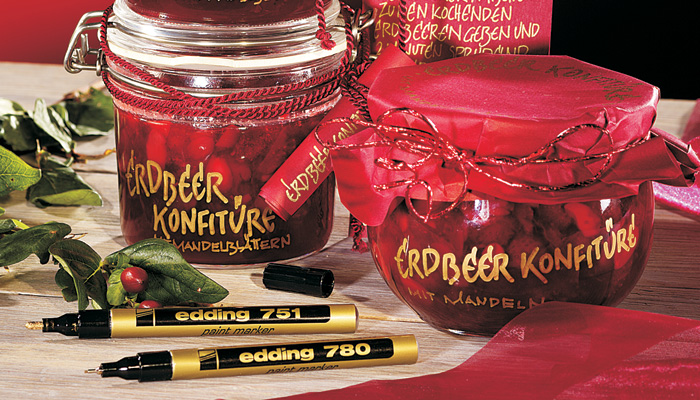 Фото Маркер глянцевый лаковый Edding, круглый наконечник, металлическая оправа, 0,8 мм, красный {E-780#2} (1)