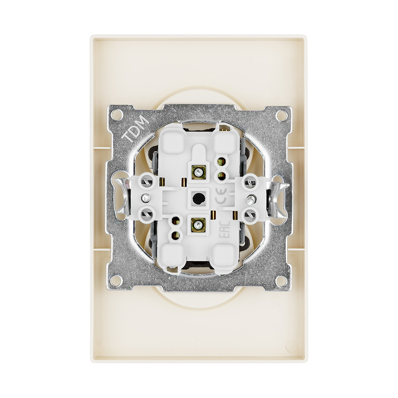 Фото Розетка двойная 2П 10А 250В с защ. шт. сл. кость "Сенеж" TDM {SQ1816-0135} (2)