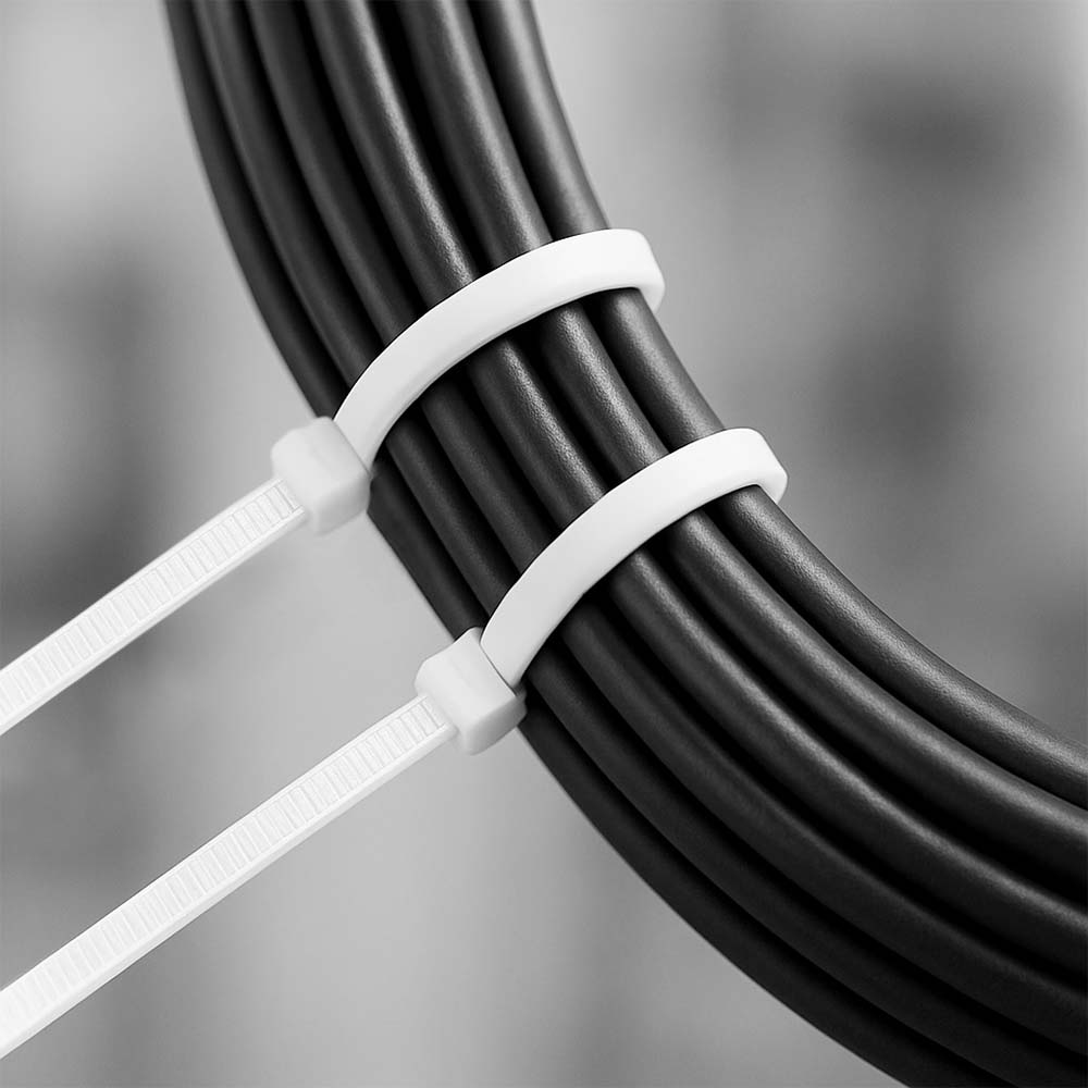 Фото Нейлоновые стяжки Vell, белые 2,5х150 мм, 100 шт {VLkss-2.5-150w} (5)